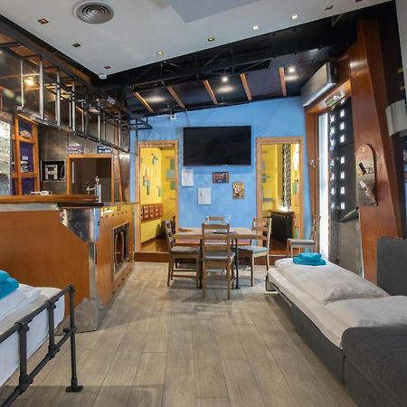Stay In Pub Kamera Klub Apatment-City Center Ljubljana Ngoại thất bức ảnh