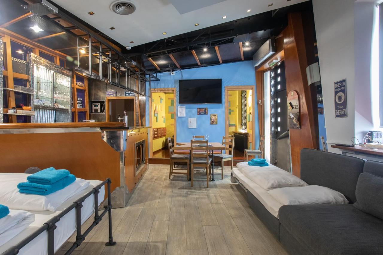 Stay In Pub Kamera Klub Apatment-City Center Ljubljana Ngoại thất bức ảnh