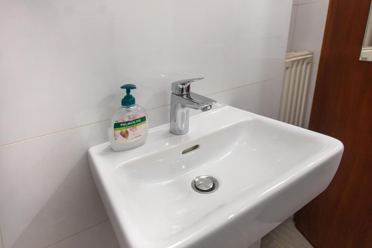 Stay In Pub Kamera Klub Apatment-City Center Ljubljana Ngoại thất bức ảnh