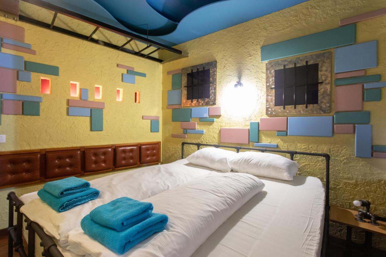 Stay In Pub Kamera Klub Apatment-City Center Ljubljana Ngoại thất bức ảnh
