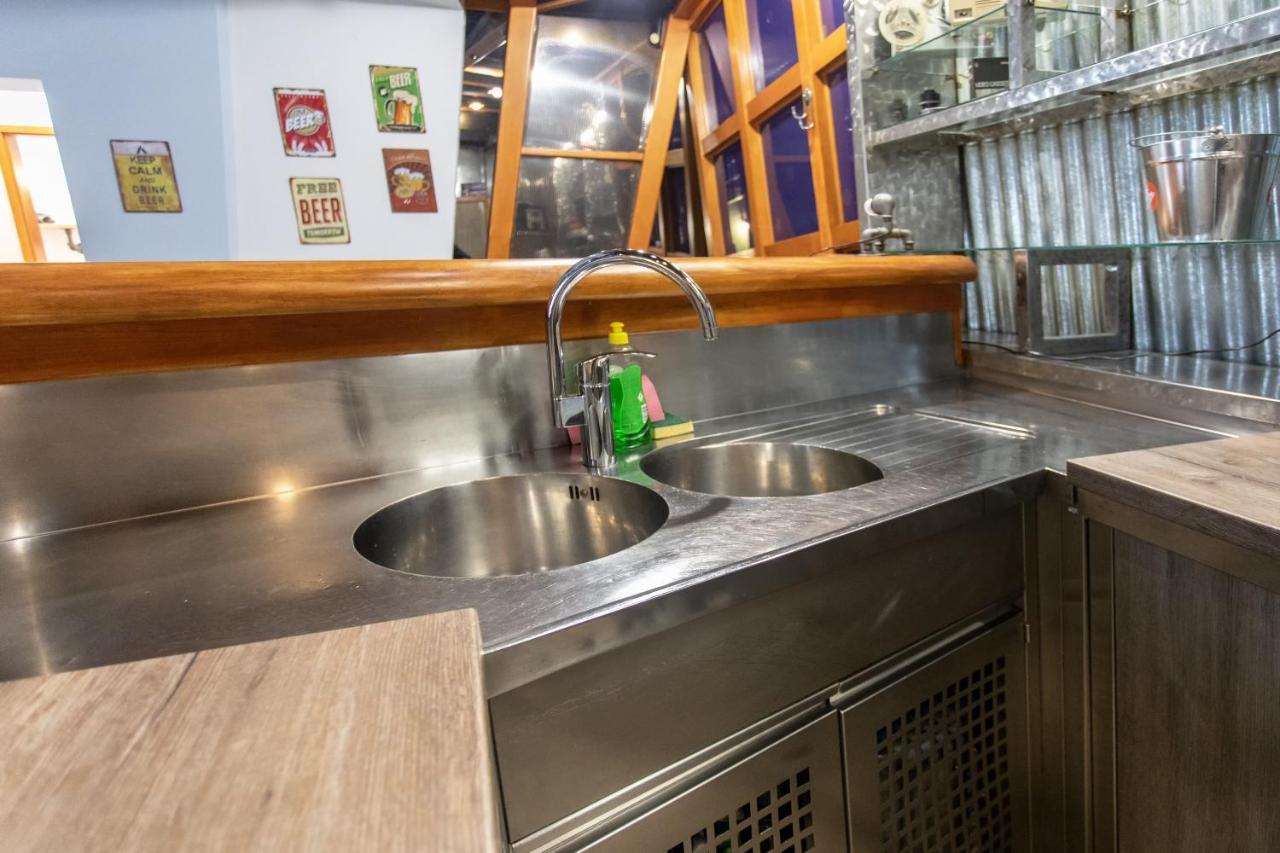 Stay In Pub Kamera Klub Apatment-City Center Ljubljana Ngoại thất bức ảnh