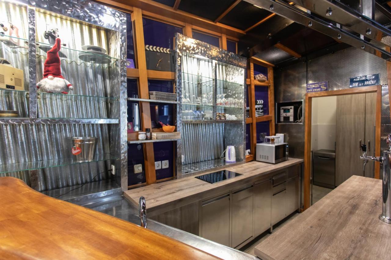 Stay In Pub Kamera Klub Apatment-City Center Ljubljana Ngoại thất bức ảnh