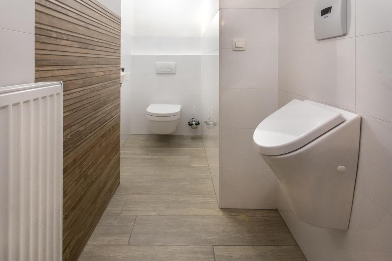 Stay In Pub Kamera Klub Apatment-City Center Ljubljana Ngoại thất bức ảnh